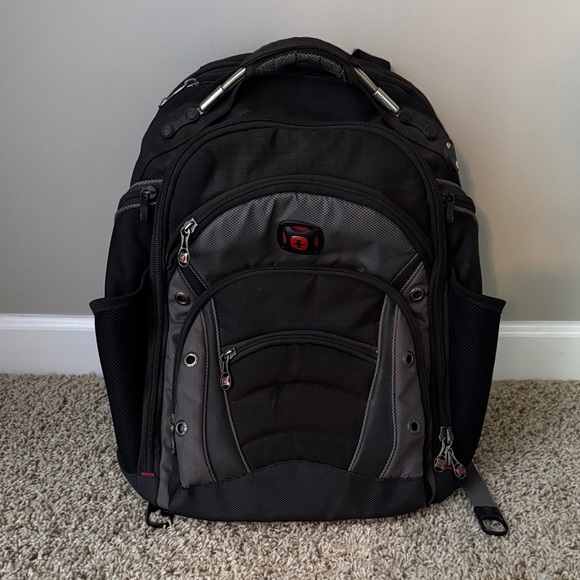 Swiss Gear Black and Gray Laptop Backpack - Picture 1 of 6